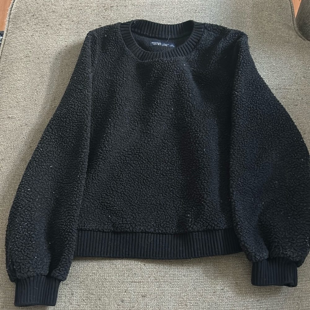 Black Sherpa sweatshirt